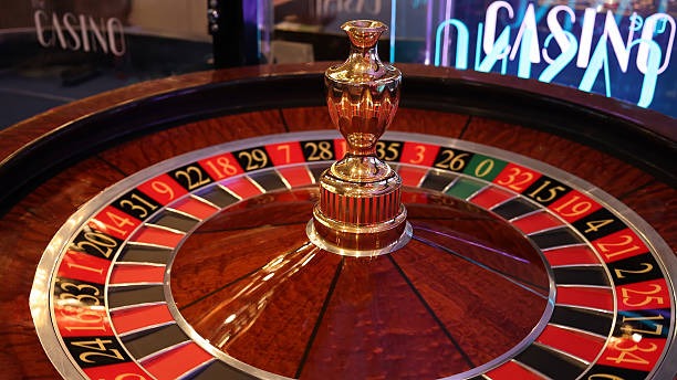Mega Moolah progressive jackpot display showing multiple tier levels on omi777